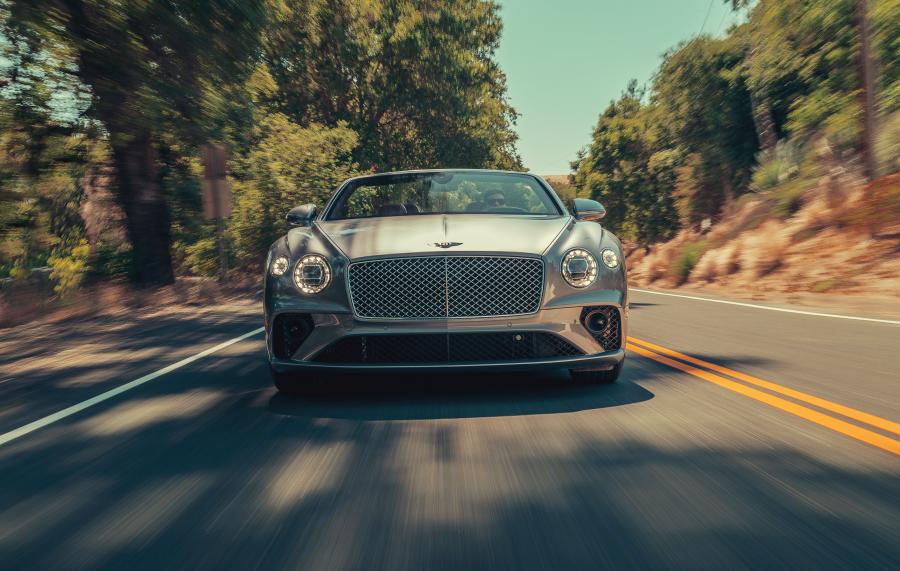  Bentley Continental GT V8 Convertible 2019 года  (NA) (фото 17 из 40)